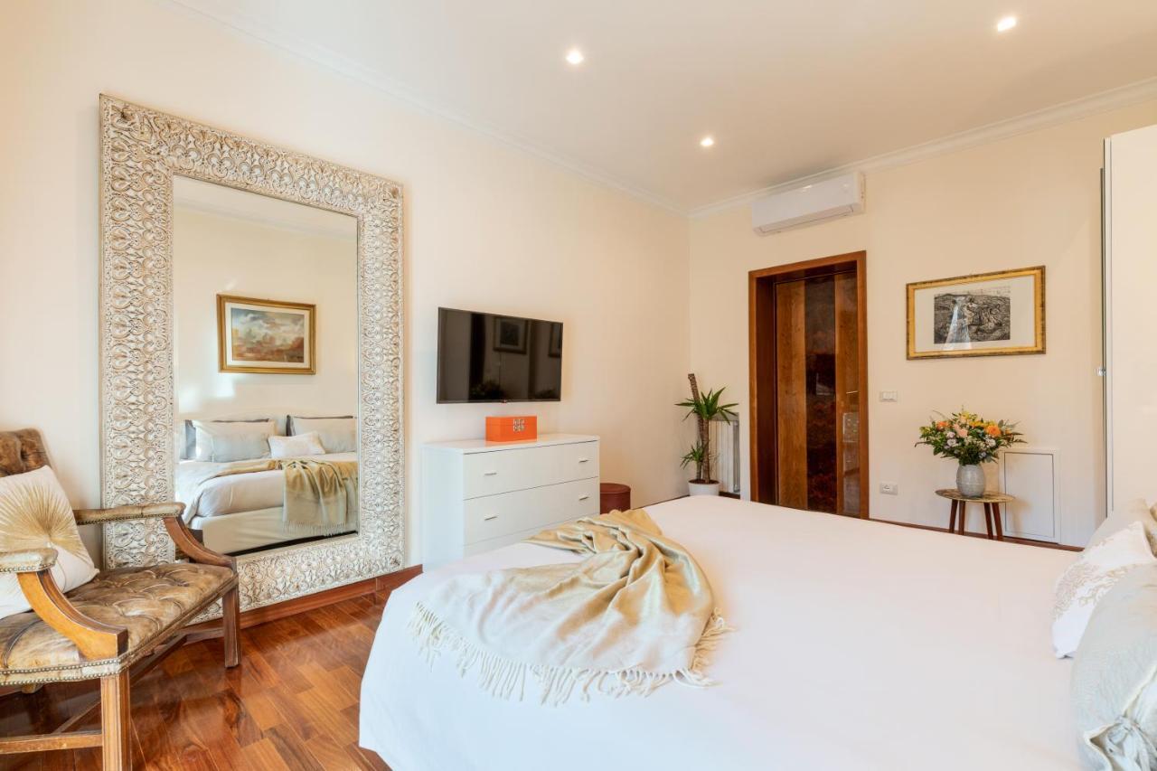 Ferienwohnung Atticus Forum Romanum Luxury Penthouse Exterior foto